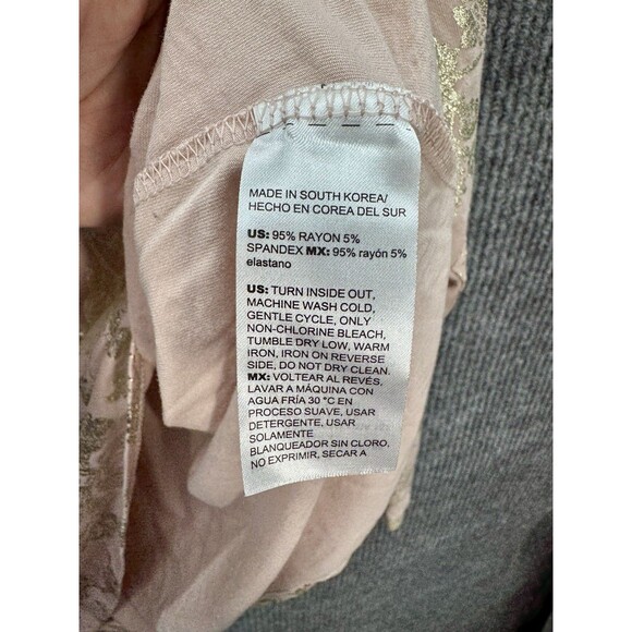 Chicos Touch Of Cool Foiled Top Womens 4/XXL Pink Gold Metallic Long Sleeve Tee - Picture 5 of 10